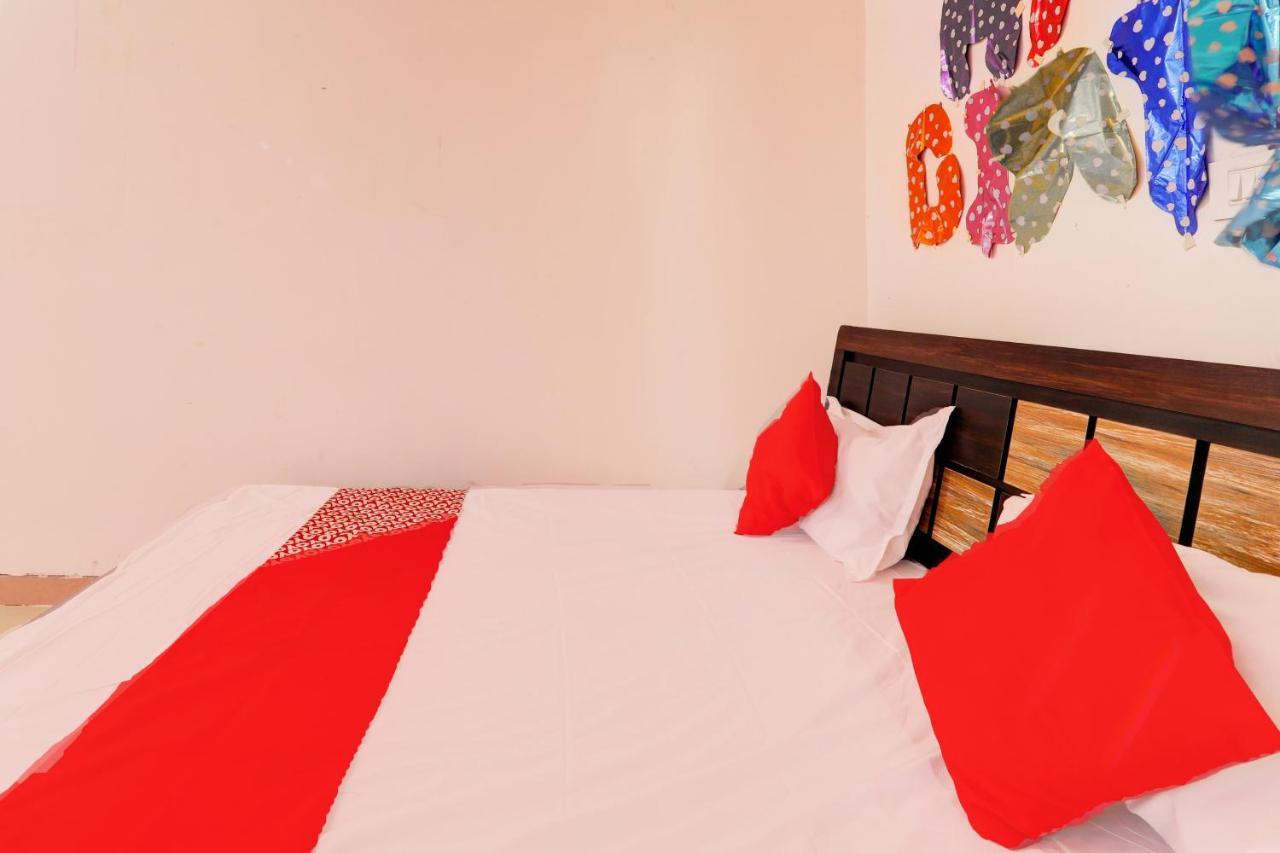 Oyo Flagship Shine Hotel Chinhat Luaran gambar