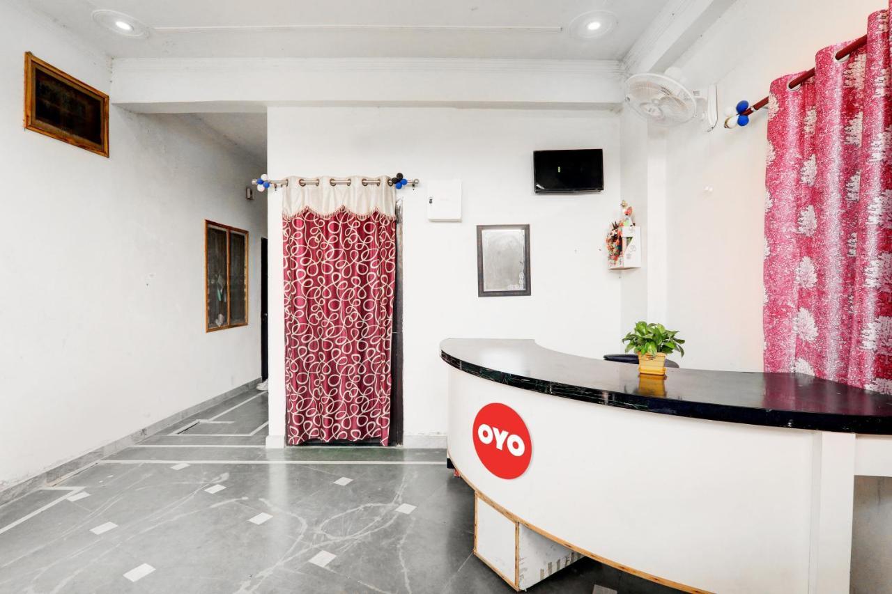 Oyo Flagship Shine Hotel Chinhat Luaran gambar