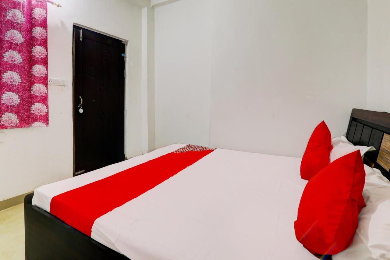 Oyo Flagship Shine Hotel Chinhat Luaran gambar