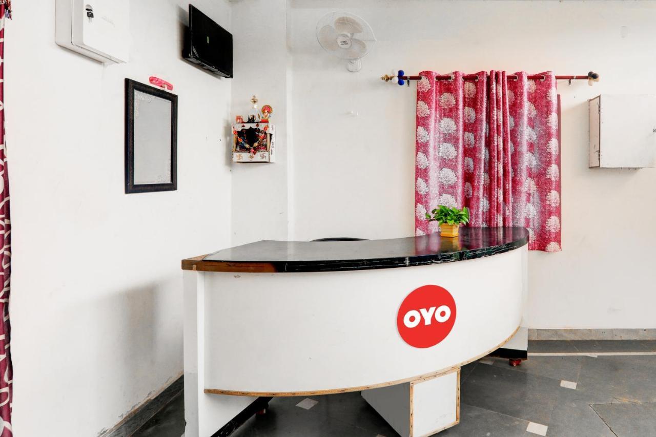 Oyo Flagship Shine Hotel Chinhat Luaran gambar