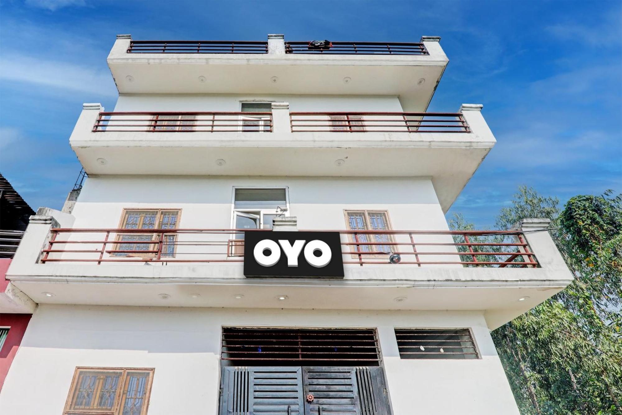 Oyo Flagship Shine Hotel Chinhat Luaran gambar